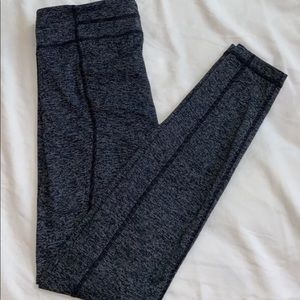 Athletic leggings